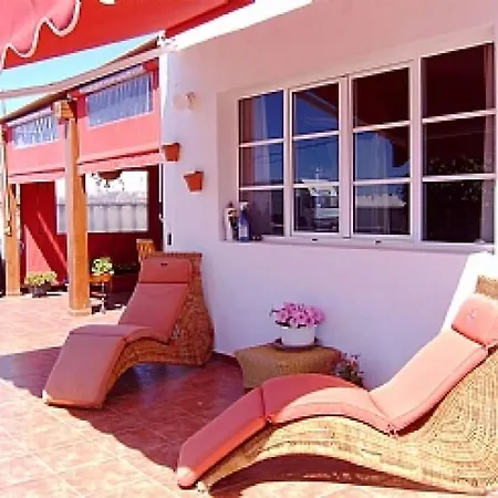 Puerto Del Carmen Sleeps 8 Pool Wifi Vila